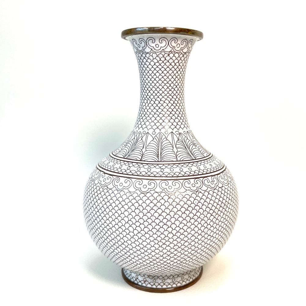 Vintage Brass Vase: Etched Scales & White Enamel Floral Design
